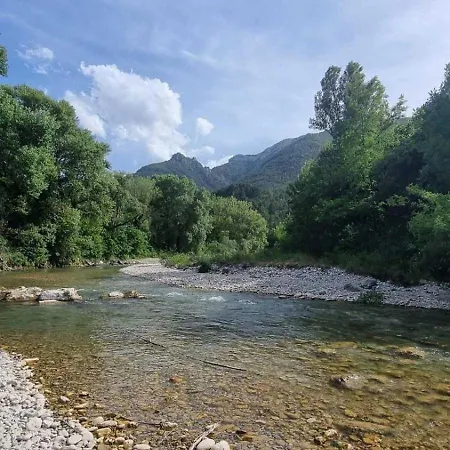 4 Etoiles - Piscine - Ccaific