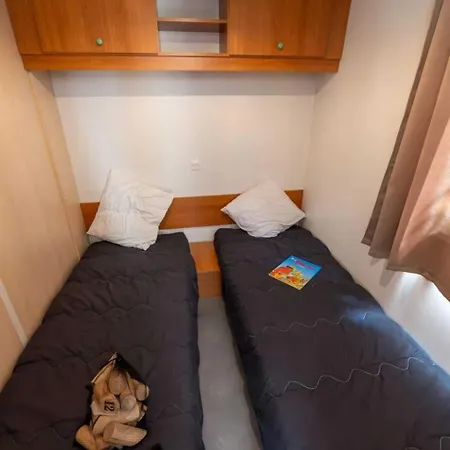 4 Etoiles - Piscine - Ccaific Campsite Die