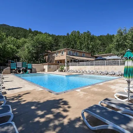 Campsite 4 Etoiles - Piscine - Ccaific