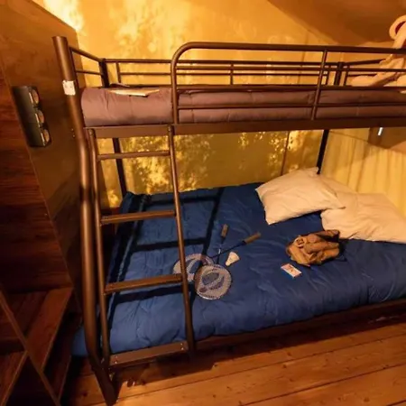 4 Etoiles - Piscine - Ccaific Campsite