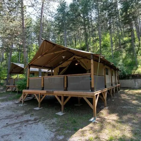 Campsite 4 Etoiles - Piscine - Ccaific *